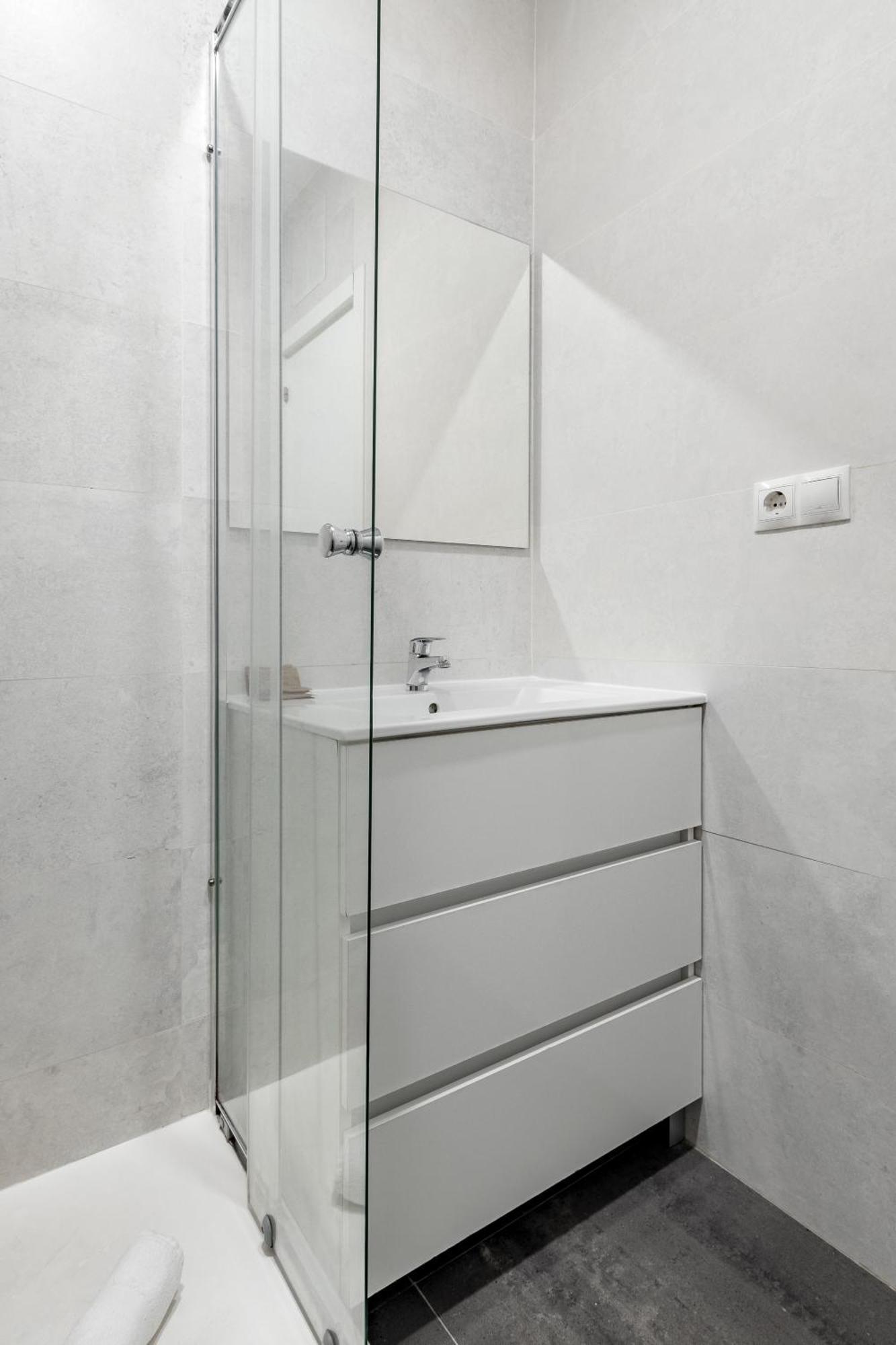 Charming Gran Via Madrid Apartment ภายนอก รูปภาพ